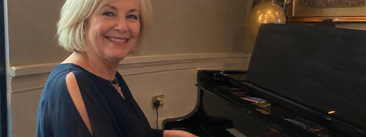 Sylvia, a pianist from Basingstoke, who uses Advance7 for upper back pain